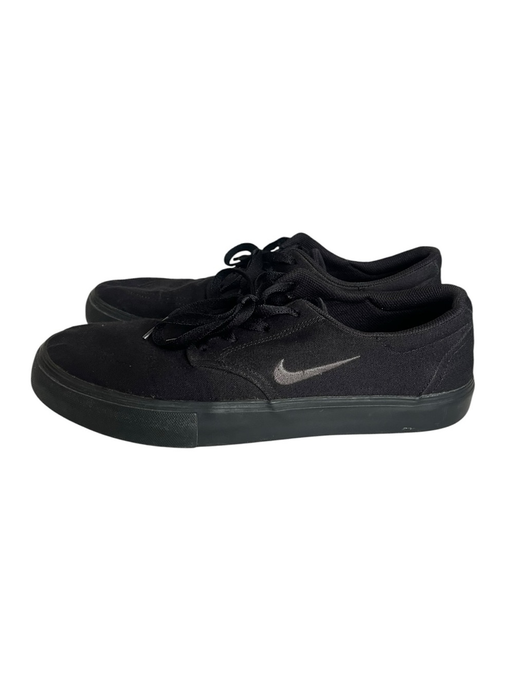 Nike SB Clutch Shoes 729825-005 Mens 9.5 Skateboarding Black Sneakers Low Top